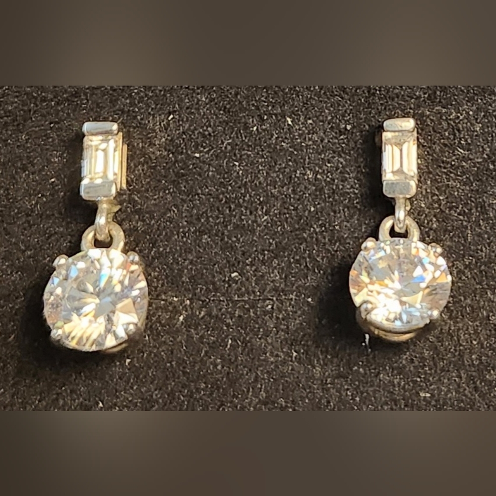 The Original Signity Brilliant Cut Cubic Zircornia Earrings